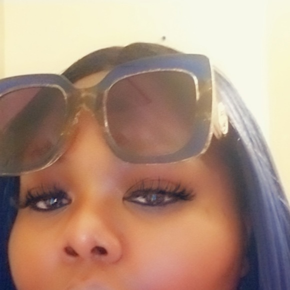 Remarkable Optics and Accessories - Picture 2 of 8